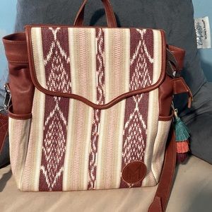 Mikoleon Medium Backpack